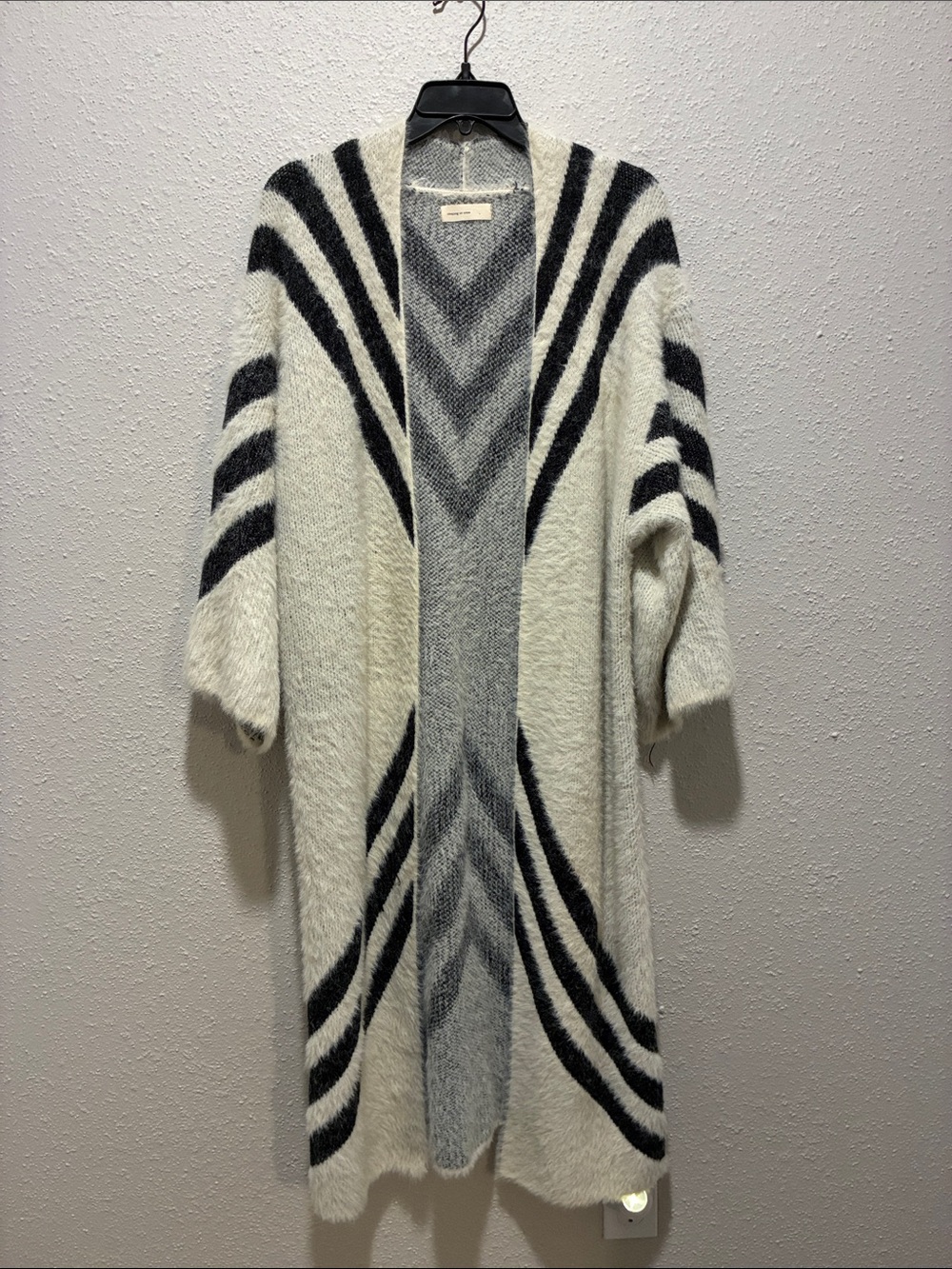 Cozy Open-Front Long Cardigan Sweater in Ivory and Black